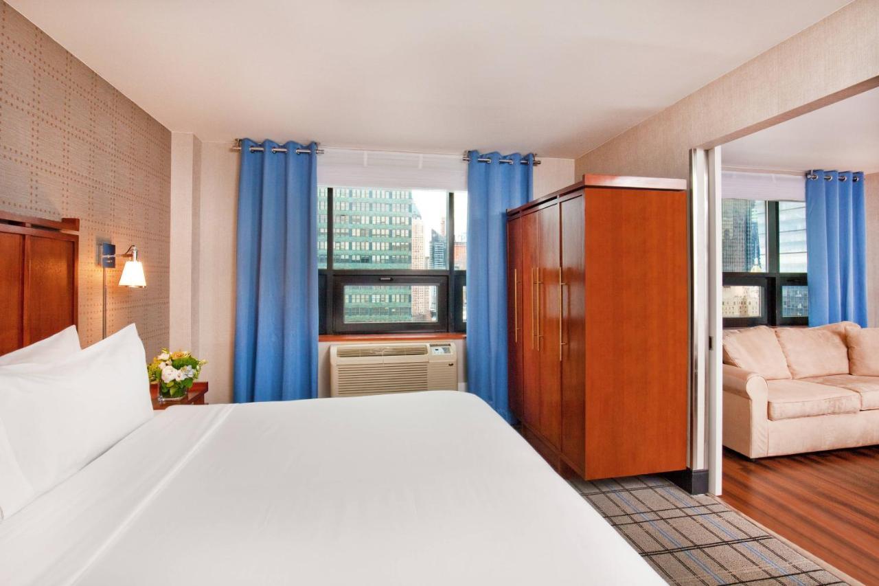 Four Points By Sheraton Midtown - Times Square Hotel New York Bagian luar foto